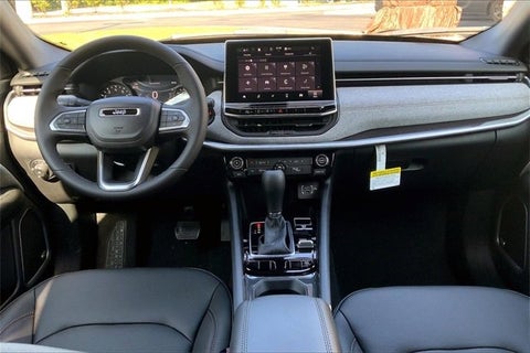 2023 Jeep Compass Latitude Lux in Aurora, IL - Zeigler Automotive