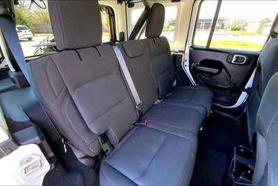 2022 Jeep Wrangler Unlimited Willys