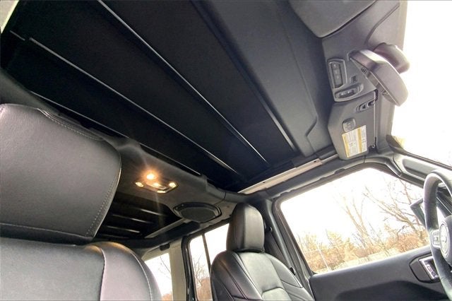 2022 Jeep Wrangler Unlimited Sahara Altitude