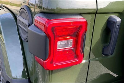 2022 Jeep Wrangler Unlimited Sahara Altitude