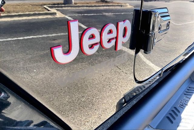 2022 JEEP WRANGLER - Image 30