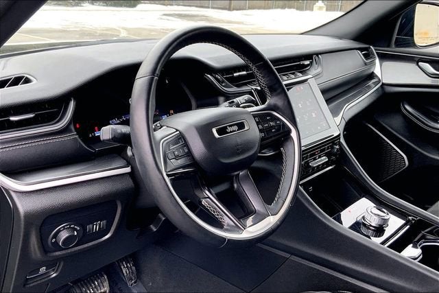 2022 Jeep Grand Cherokee Altitude