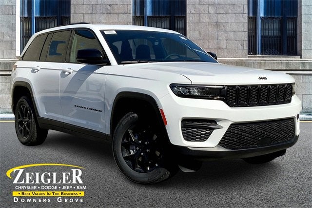2025 Jeep Grand Cherokee Base