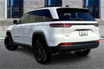 2025 Jeep Grand Cherokee Base