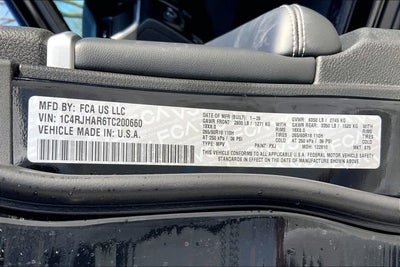 2026 Jeep Grand Cherokee Laredo Altitude