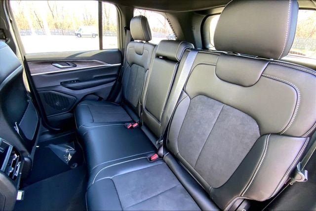 2026 JEEP GRAND CHEROKEE - Image 10