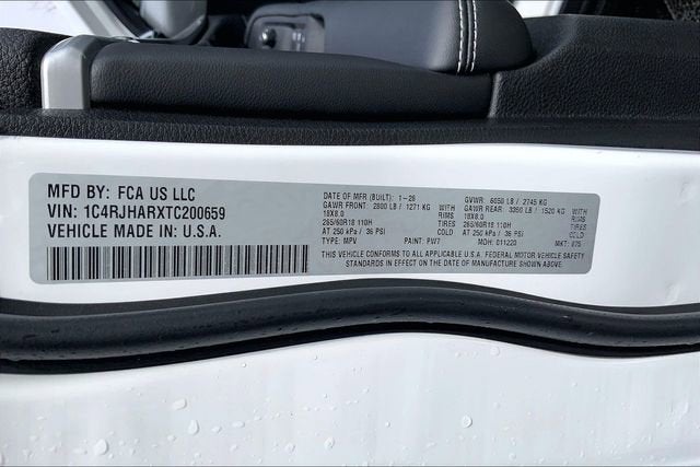 2026 Jeep Grand Cherokee Laredo Altitude