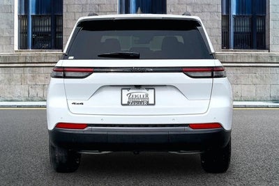 2026 Jeep Grand Cherokee Laredo Altitude