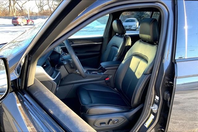 2026 JEEP GRAND CHEROKEE - Image 9