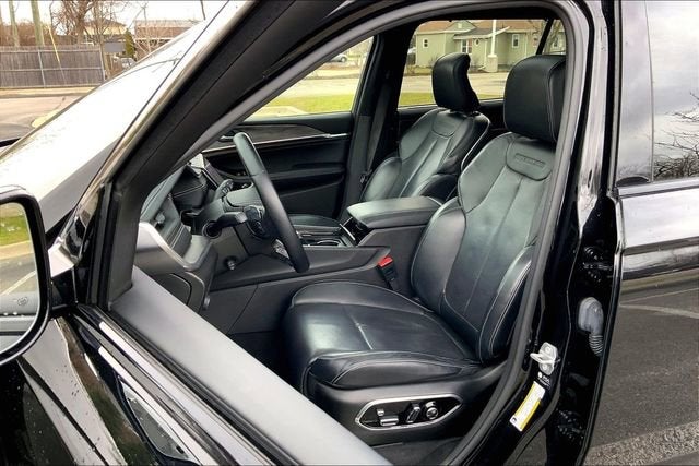 2022 Jeep Grand Cherokee Overland