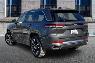 2022 Jeep Grand Cherokee Overland
