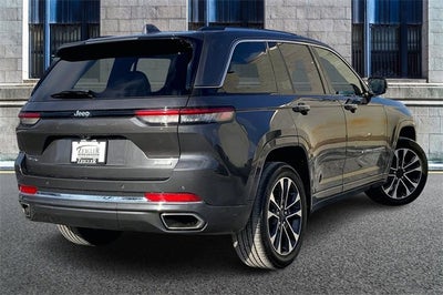 2022 Jeep Grand Cherokee Overland