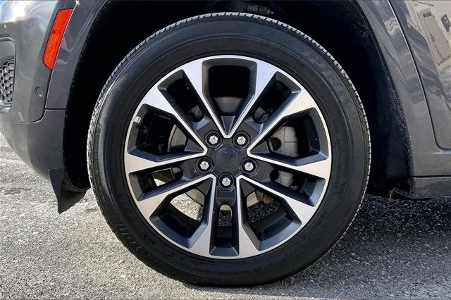 2022 Jeep Grand Cherokee Overland