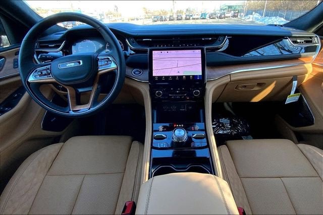 2025 Jeep Grand Cherokee Summit Reserve