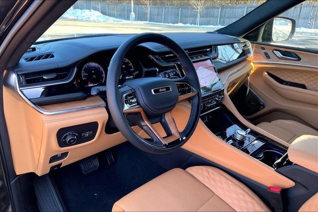 2025 Jeep Grand Cherokee Summit Reserve