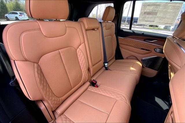 2026 Jeep Grand Cherokee Summit