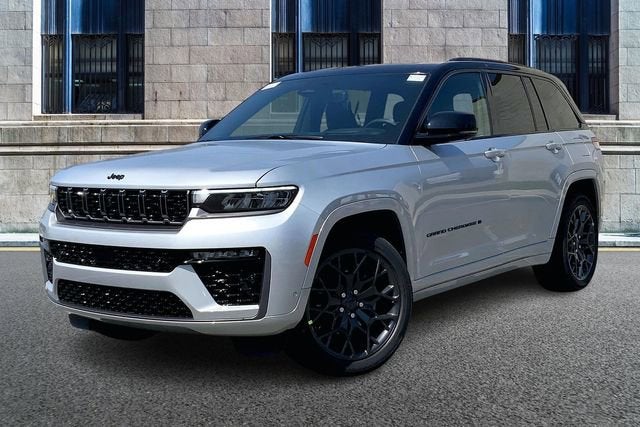 2026 Jeep Grand Cherokee Summit