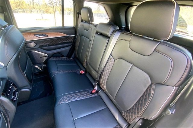 2026 Jeep Grand Cherokee Summit