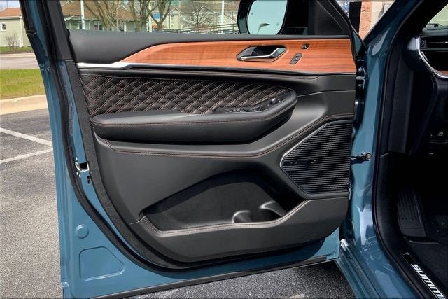 2026 Jeep Grand Cherokee Summit
