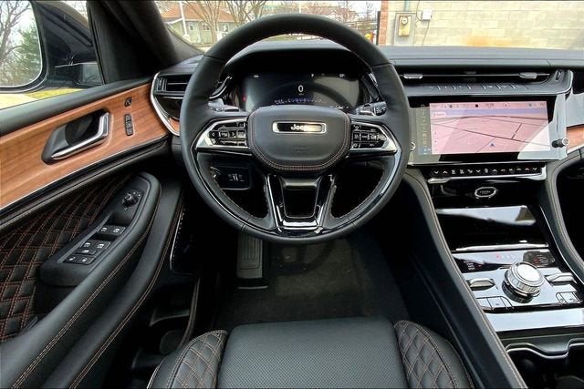 2026 Jeep Grand Cherokee Summit