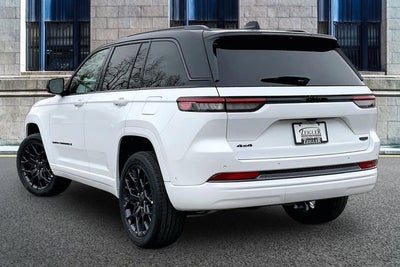 2026 Jeep Grand Cherokee Summit