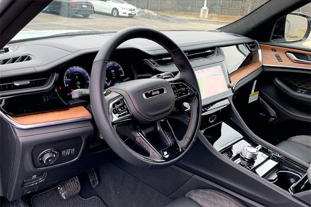 2026 Jeep Grand Cherokee Summit