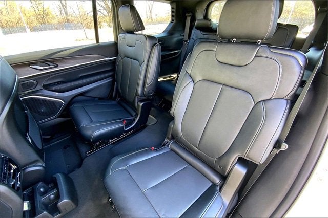 2026 Jeep Grand Cherokee L Limited Reserve