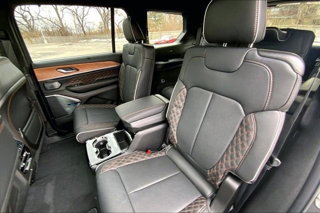 2026 Jeep Grand Cherokee L Summit