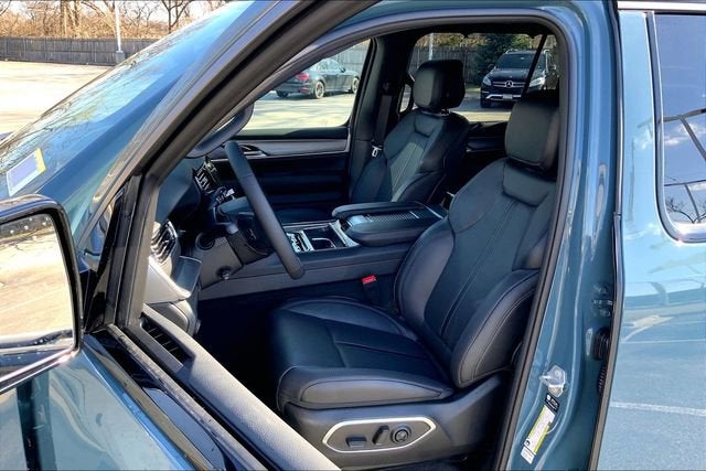 2026 Jeep Grand Wagoneer Limited Reserve