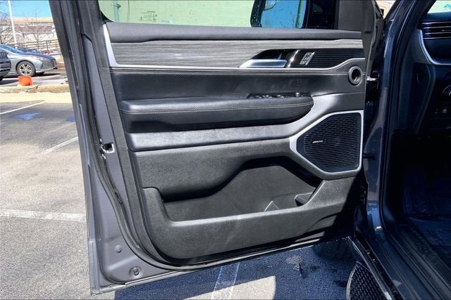 2022 Jeep Wagoneer Series II