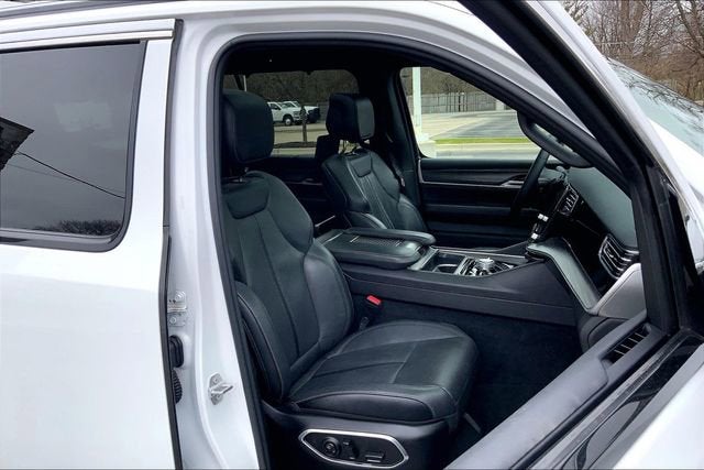 2023 Jeep Wagoneer Series III