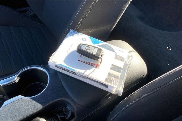 2021 FORD MUSTANG - Image 12