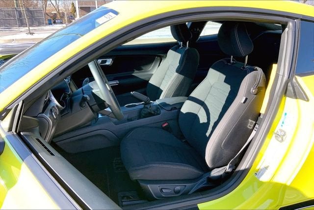 2021 FORD MUSTANG - Image 22
