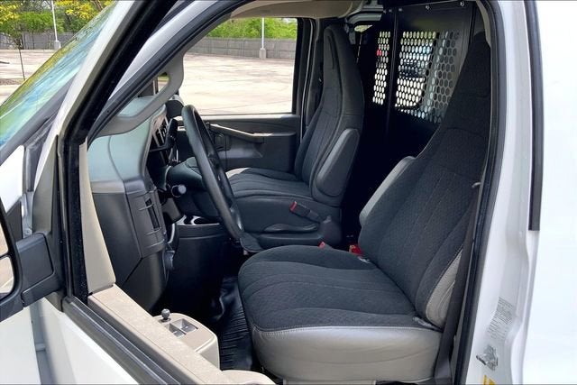 2024 GMC Savana Cargo Van Work Van