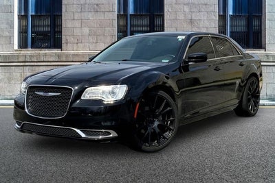 2020 Chrysler 300 Touring