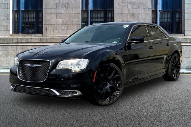 2020 Chrysler 300 Touring
