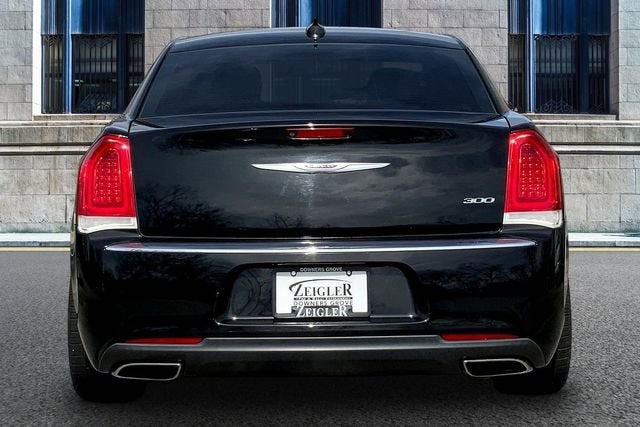 2020 Chrysler 300 Touring