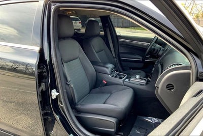 2020 Chrysler 300 Touring