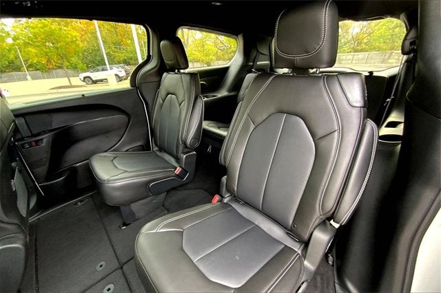 2025 CHRYSLER PACIFICA - Image 10