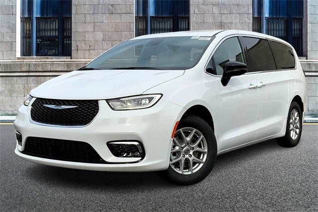 2025 CHRYSLER PACIFICA - Image 2