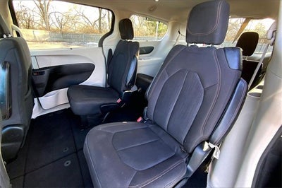 2017 Chrysler Pacifica Touring Plus