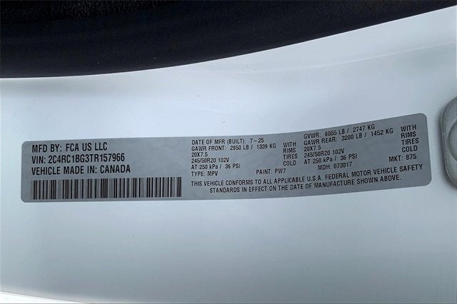 2026 Chrysler Pacifica Select