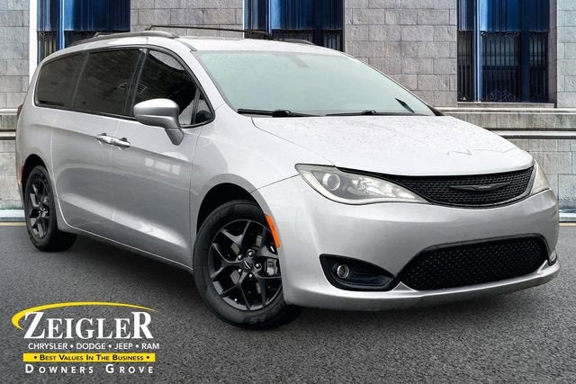 2020 Chrysler Pacifica Touring L Plus