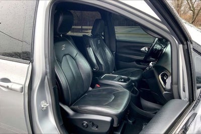 2020 Chrysler Pacifica Touring L Plus