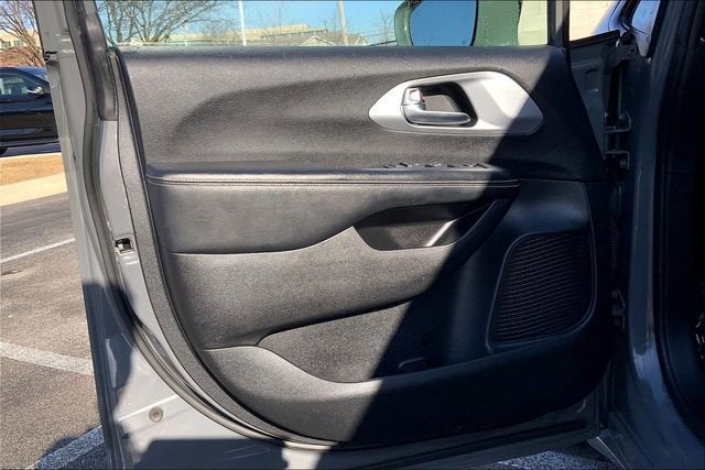 2021 Chrysler Pacifica Touring