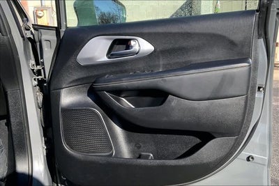 2021 Chrysler Pacifica Touring