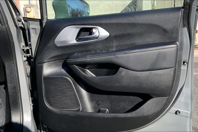 2021 Chrysler Pacifica Touring