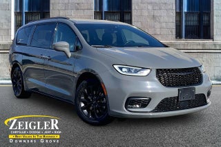 2021 Chrysler Pacifica Touring