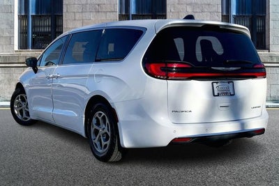 2024 Chrysler Pacifica Limited