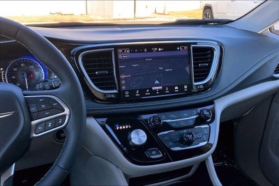 2024 Chrysler Pacifica Limited